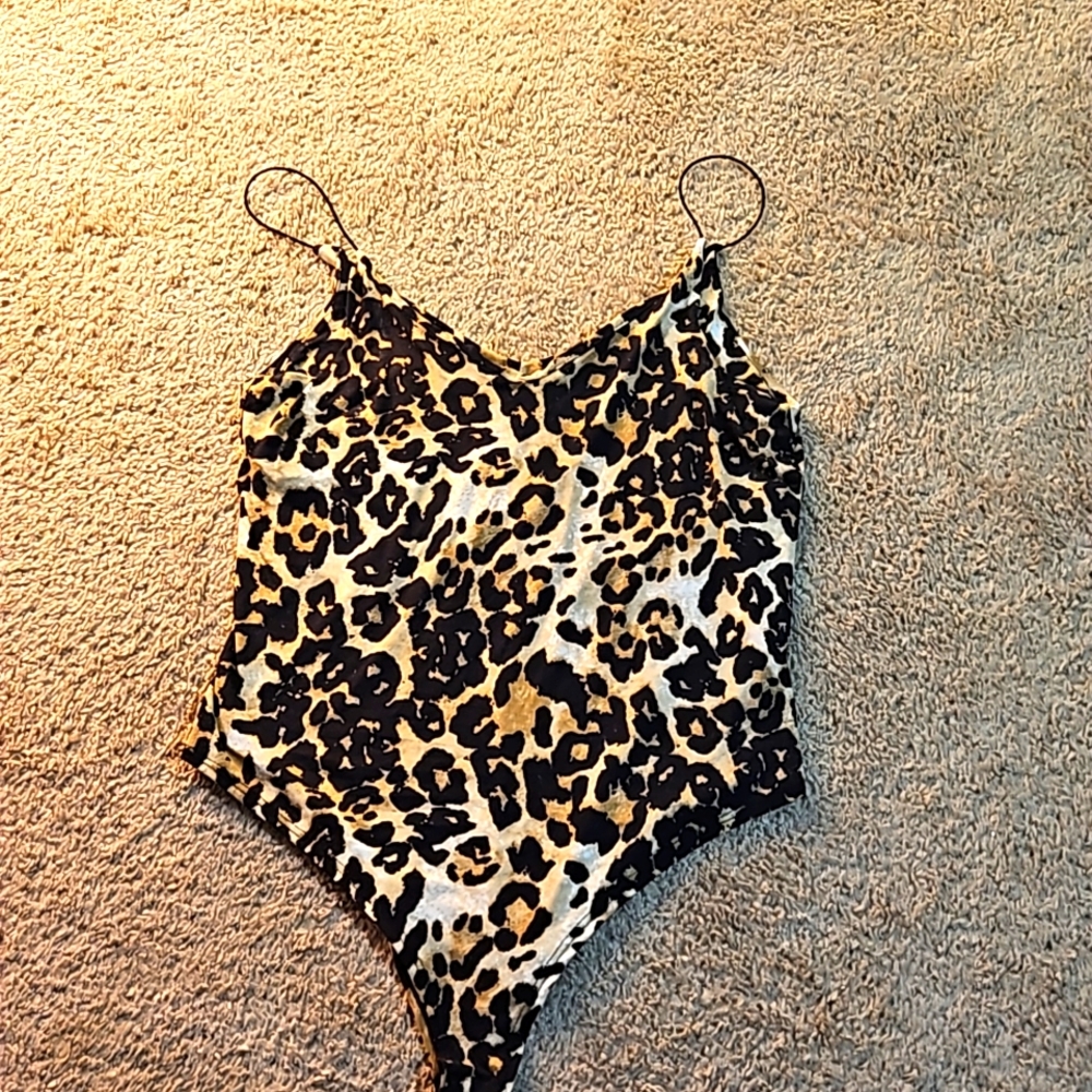 L Leopard Bodysuit